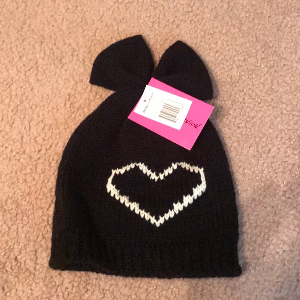Betsey Johnson Heart Breaker Hat